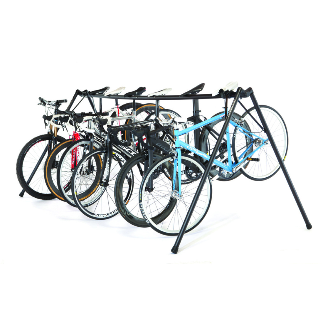 Feedback sports a frame event bike stand studio loaded with bikes 1